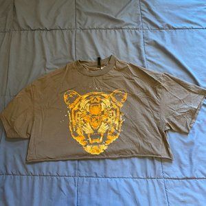H&M Tiger Crop top